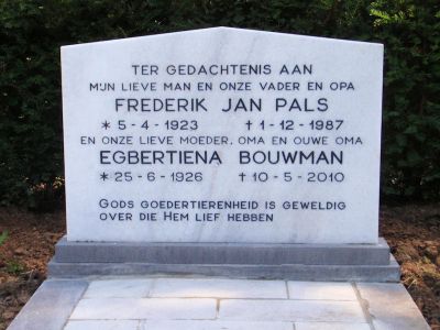 Egbertiena Bouwman en Frederik Jan Pals begraafplaats De Boskamp, Assen