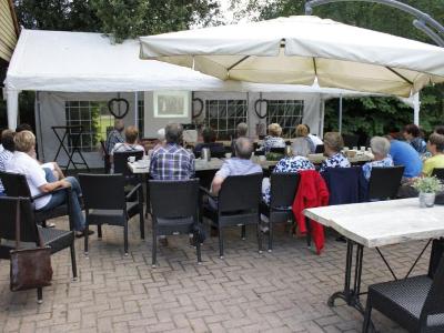 voor De Blokhut in Ellertshaar