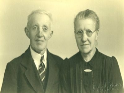 Roelof Bouwman (1883-1959) and Hendrikien Ensing (1887-1955)